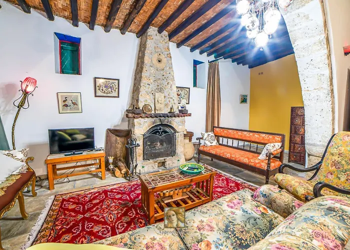 The Historical Cypriot House, Beautifully Renovated Traditional Stone House Prázdninový dům