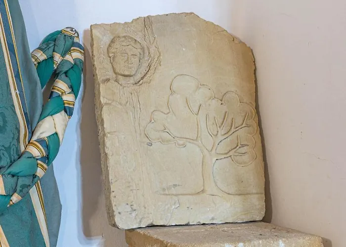 בית נופש The Historical Cypriot House, Beautifully Renovated Traditional Stone House *