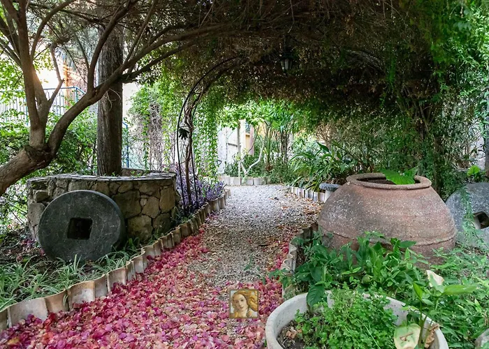 Prázdninový dům The Historical Cypriot House, Beautifully Renovated Traditional Stone House