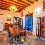The Historical Cypriot House, Beautifully Renovated Traditional Stone House Σπίτι διακοπών *