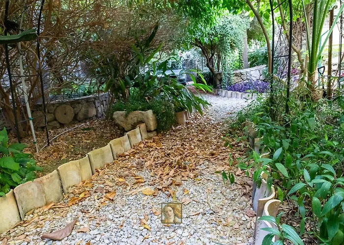 The Historical Cypriot House, Beautifully Renovated Traditional Stone House Holiday home *